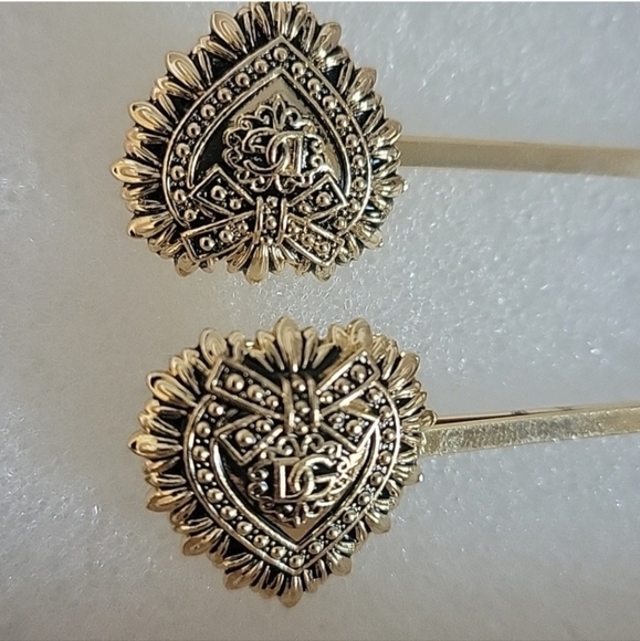 Two Dolce&Gabbana hairpins Devotion line with applied heart - Picture 4 of 4